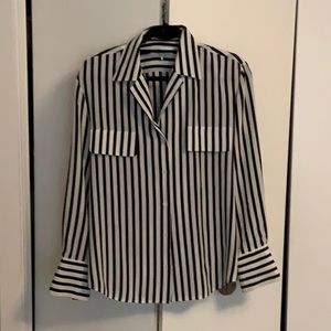 SEXY FRAME SILK BLOUSE